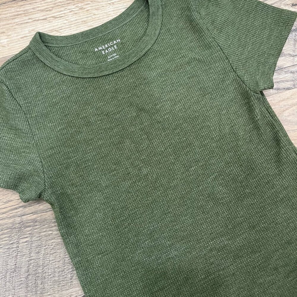 American Eagle Baby Tee